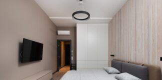 Jak maksymalizować przestrzeń w sypialni dzięki funkcjonalnym meblom