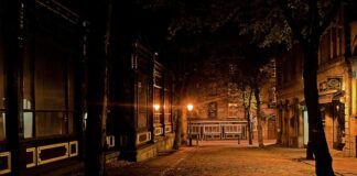 Jak Zamrozić kostki lodu żeby były przezroczyste? Jak Zamrozić kostki lodu żeby były przezroczyste?